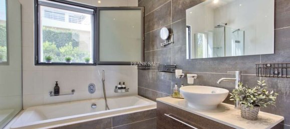 4 bedrooms Bungalow in Swieqi, Malta No. 11314 14