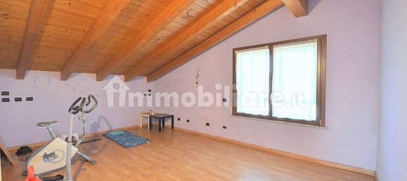 Villa de 5 habitaciónes en Inveruno, Italy No. 20351 31
