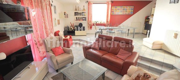 Villa de 5 habitaciónes en Inveruno, Italy No. 20351 5