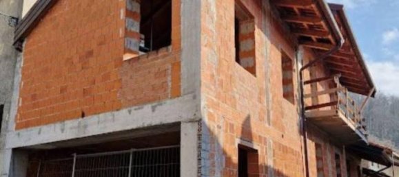 5 rooms House in Burolo, Italy No. 159592 8