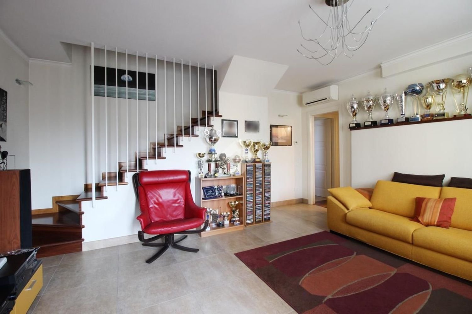 8 bedrooms House in Prato, Italy No. 396497