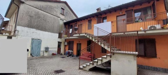 Apartamento de 3 habitaciónes en Gerenzago, Italy No. 181374 23