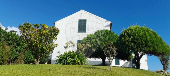 3 bedrooms House in Ponta Delgada, Portugal No. 174993 4