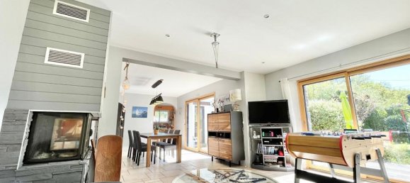 4 bedrooms Villa in Le Tour-du-Parc, France No. 206816 21