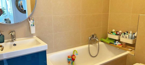 Bâtiment à Essen, Germany 383m² No. 282537 3