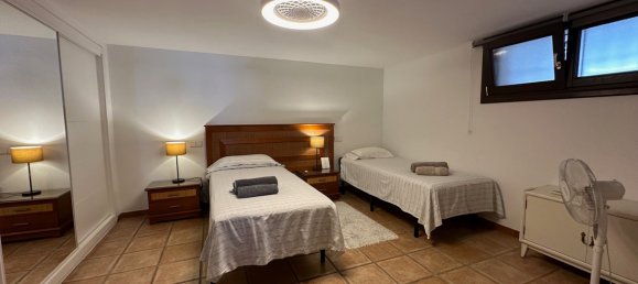 5 bedrooms Villa in Marbella, Spain No. 45960 28