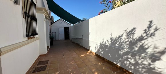 5 bedrooms Villa in Marbella, Spain No. 45960 30