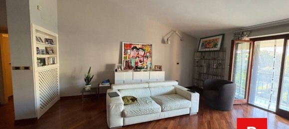5 bedrooms Penthouse in Caserta, Italy No. 347308 6