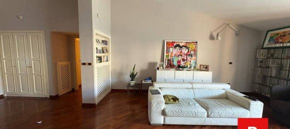 5 bedrooms Penthouse in Caserta, Italy No. 347308 4