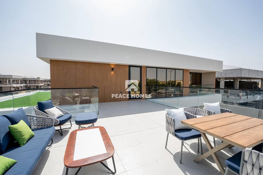 5 bedrooms Villa in Sharjah, UAE No. 17793