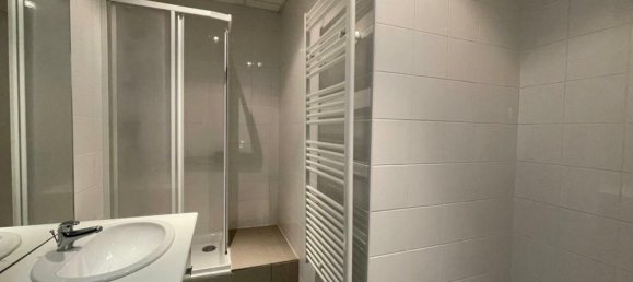 1 bedroom Apartment in Saint-Etienne, France No. 197504 3