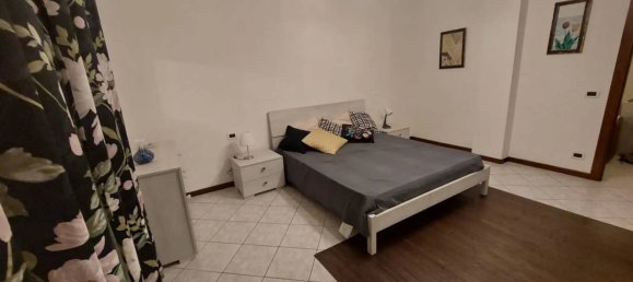 4 rooms Apartment in Poggibonsi, Italy No. 177442 5
