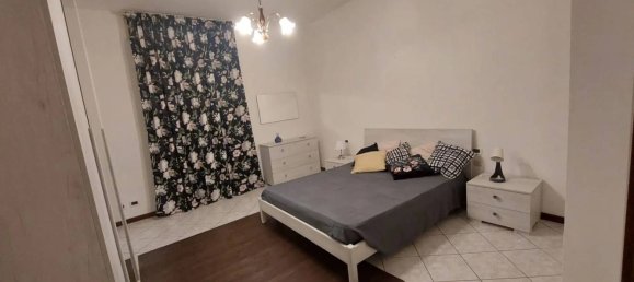 4 rooms Apartment in Poggibonsi, Italy No. 177442 6