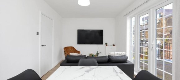 2 bedrooms Apartment in London, United Kingdom No. 12586 5