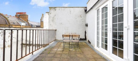 2 bedrooms Apartment in London, United Kingdom No. 12586 6