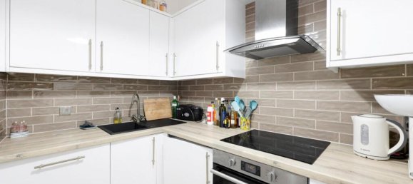 2 bedrooms Apartment in London, United Kingdom No. 12586 9