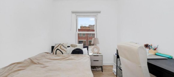 2 bedrooms Apartment in London, United Kingdom No. 12586 11