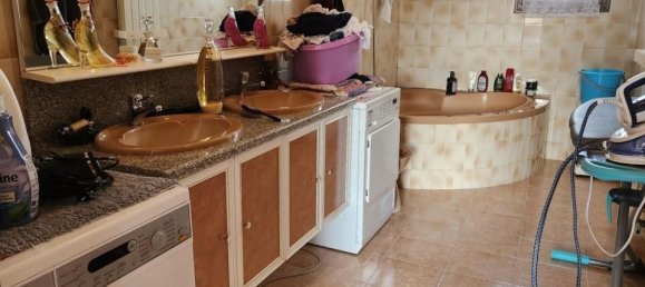 7 Schlafzimmer Haus in La Courneuve, France, Nr. 189582 10