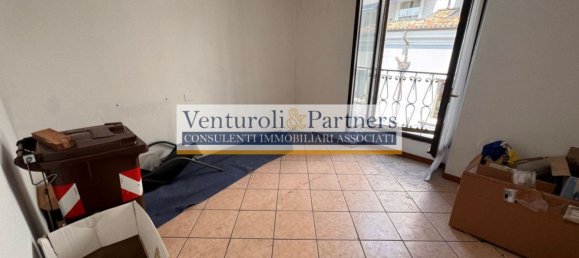  عقار تجاري في Desenzano del Garda, Italy 77متر مربع رقم 329825 13