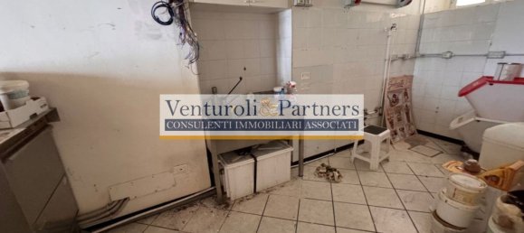  عقار تجاري في Desenzano del Garda, Italy 77متر مربع رقم 329825 16