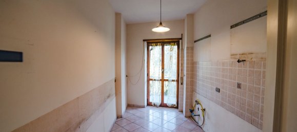 4 rooms Apartment in Rome, Italy No. 256960 14