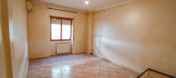 4 rooms Apartment in Rome, Italy No. 256960 12
