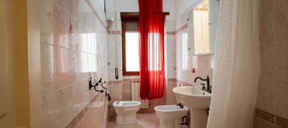 4 rooms Apartment in Rome, Italy No. 256960 7