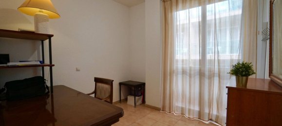 Apartamento de 3 dormitorios en Las Palmas De Gran Canaria, Spain No. 143161 8