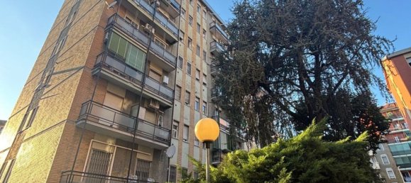 1 bedroom Apartment in Milan, Italy No. 358013 42