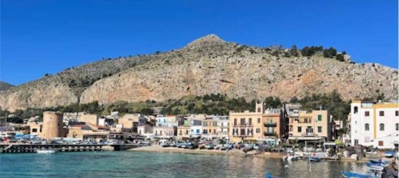 5 rooms Apartment in Favara, Italy No. 213692 27