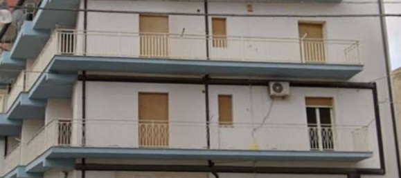 5 rooms Apartment in Favara, Italy No. 213692 6