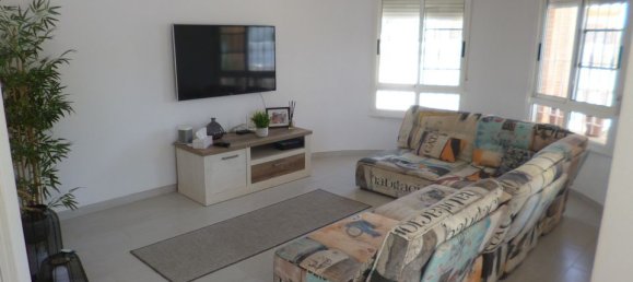 Villa de 4 dormitorios en Alicante, Spain No. 177084 2