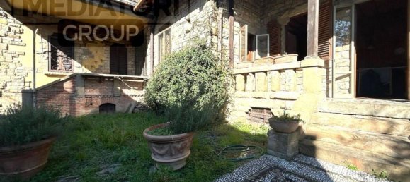 Casa de 13 habitaciónes en Florence, Italy No. 42300 7