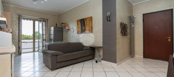 2 bedrooms Apartment in Beinasco, Italy No. 296349 2