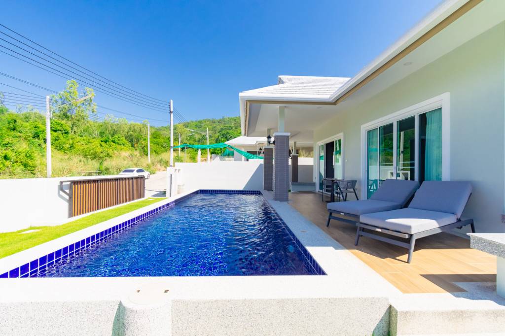 Villa de 3 dormitorios en Hua Hin, Thailand No. 61763