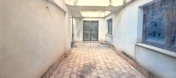 1-Zimmer Lagerhaus in Carini, Italy, Nr. 332409 5