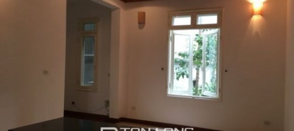 4 bedrooms House in Tay Ho, Vietnam No. 3212 9