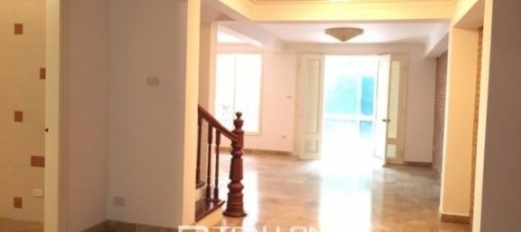 4 bedrooms House in Tay Ho, Vietnam No. 3212 4