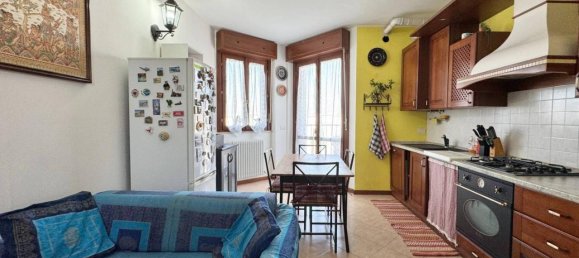 3 rooms Apartment in Torrile, Italy No. 37643 2