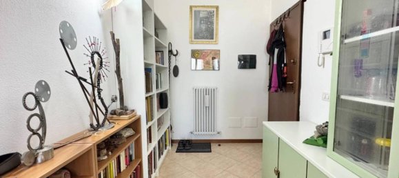 3 rooms Apartment in Torrile, Italy No. 37643 3