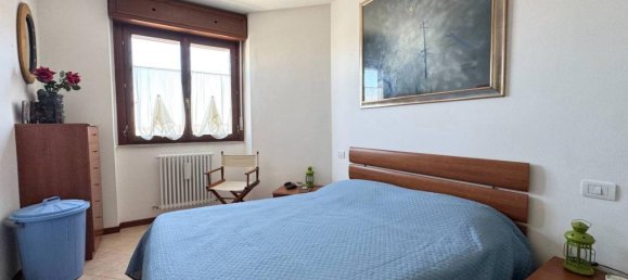 3 rooms Apartment in Torrile, Italy No. 37643 14