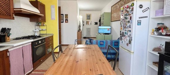 3 rooms Apartment in Torrile, Italy No. 37643 5
