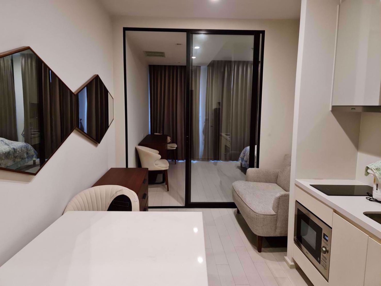 1 bedroom Condo in Noble Ploenchit Bangkok, Thailand No. 29833