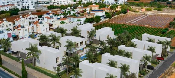 4 bedrooms House in Paralimni, Cyprus No. 10879 6