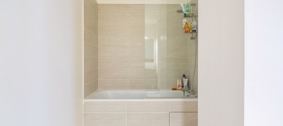 Apartamento de 2 dormitorios en Bezons, France No. 182303 3