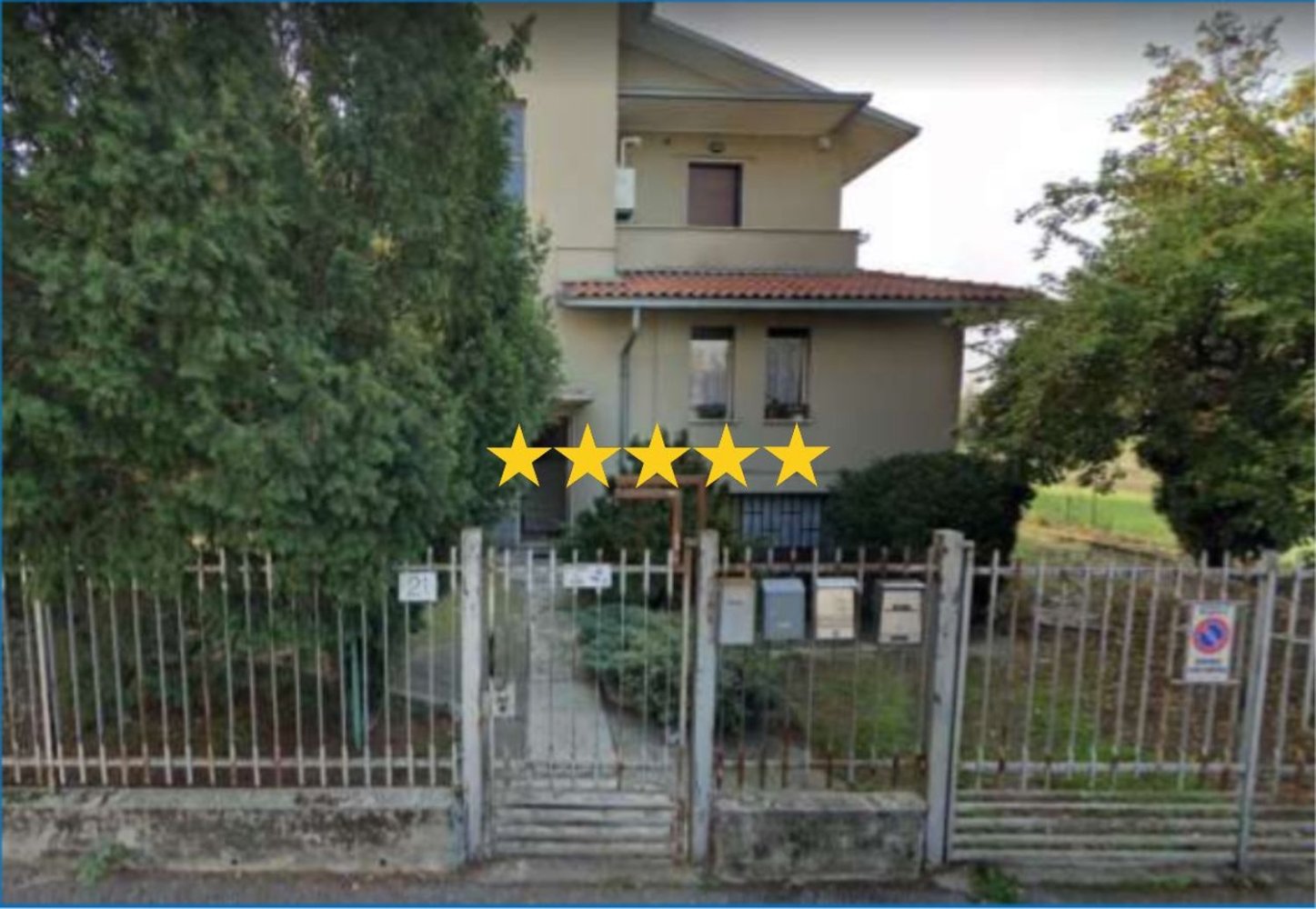 4-salle Appartement à Brugherio, Italy No. 7808