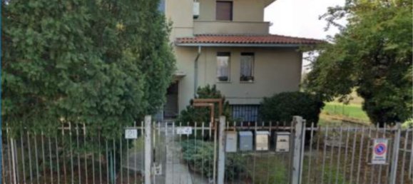 4-salle Appartement à Brugherio, Italy No. 7808 2