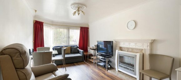 Apartamento T1 em Epsom, United Kingdom N.º 9775 5