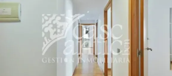 Apartamento T3 em Ciutat Vella, Spain N.º 174896 18