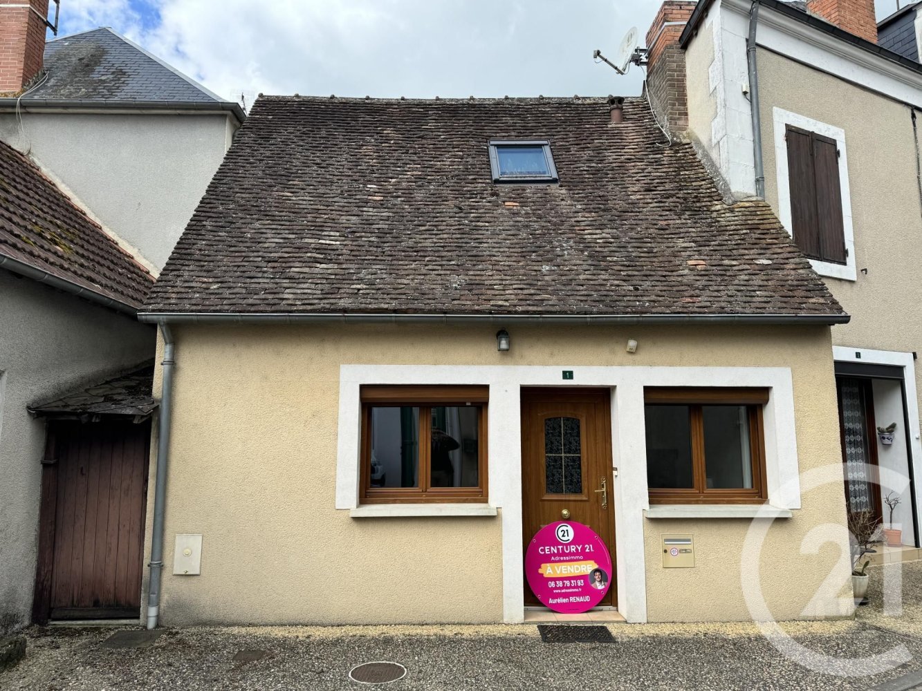 1 bedroom House in Thevet-Saint-Julien, France No. 212114